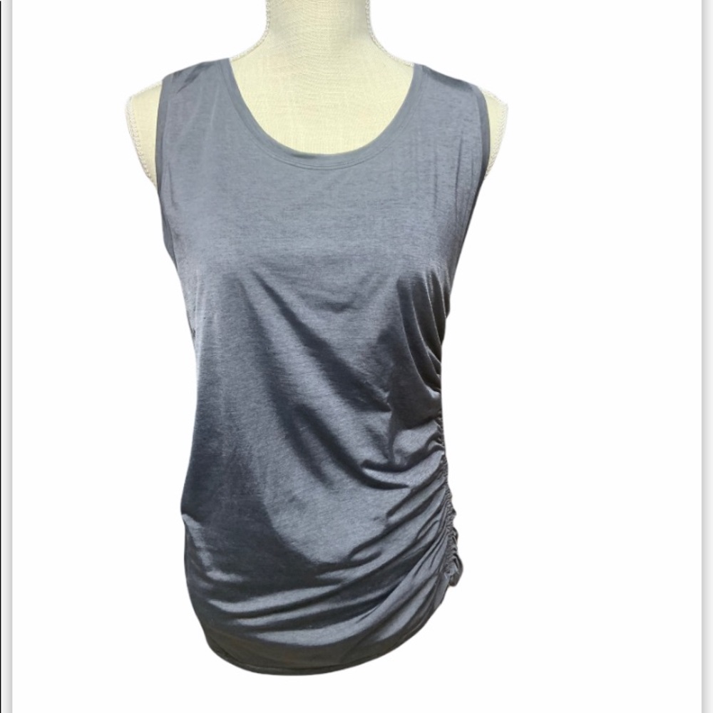 Athleta top